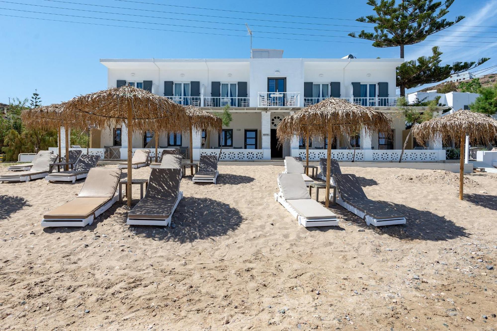 Emily Hotel Vári 외부 사진